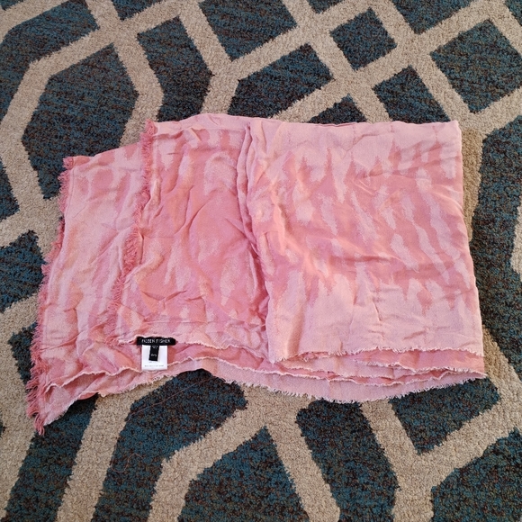Eileen Fisher Pink Viscose Scarf